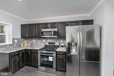 1107 Lyndhurst St, Baltimore, MD 21229 - photo 6