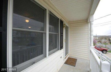 364 Stonewall St, Strasburg, VA 22657 - photo 3