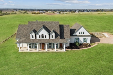 155 N Armstrong Rd, Venus, TX 76084 - photo 2