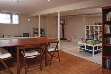 6 Shailer St unit 1, Brookline, MA 02446 - photo 5