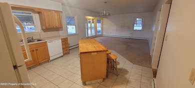 211 Grant St, Olyphant, PA 18447 - photo 3