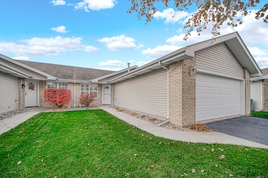 9170 Carolina Ct, Merrillville, IN 46410 - photo 3