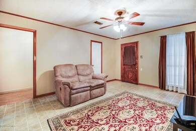 1321 Clifford Ave-14