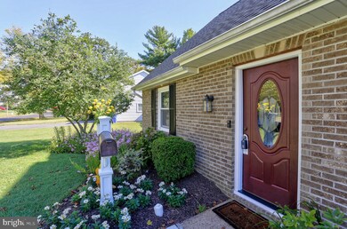 12333 Stonehaven Ln, Bowie, MD 20715 - photo 4