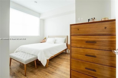 Flagler First Condo unit 708, Miami, FL 33131 - photo 4