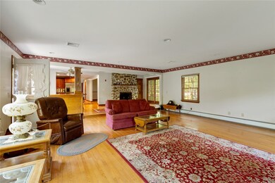 1640 Shermantown Rd, Saunderstown, RI 02874 - photo 2