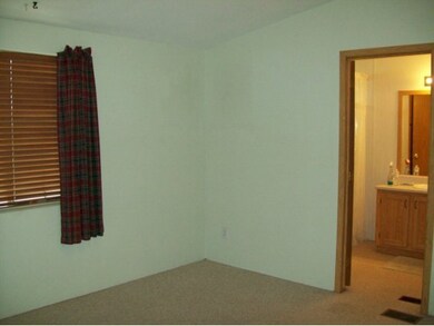 520 E Verde Ranch Rd, Paulden, AZ 86334 - photo 7