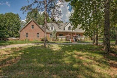 1643 S Chapel Hill Church Rd, Denton, NC 27239 - photo 3