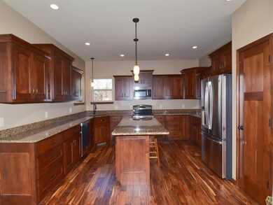 605 Prairie Grass Rd, Oregon, WI 53575 - photo 7