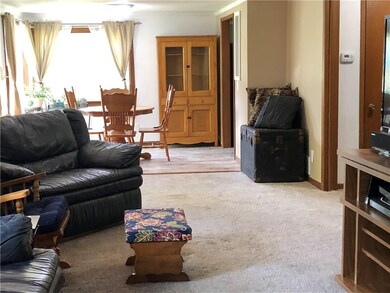 3318 Highway F48 W, Newton, IA 50208 - photo 4