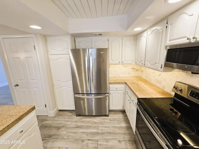 4303 E Cactus Rd unit 135, Phoenix, AZ 85032 - photo 5