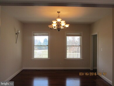 26170 Yowaiski Mill Rd, Mechanicsville, MD 20659 - photo 5