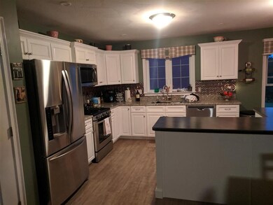 189 Timber Ridge Dr unit 51/26/174, Milford, NH 03055 - photo 4