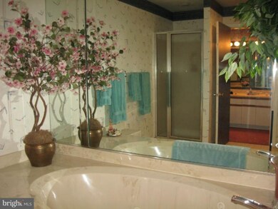 Towers Condominiums unit 505B, Baltimore, MD 21209 - photo 4