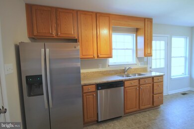 36021 Wilderness Shores Way, Locust Grove, VA 22508 - photo 5