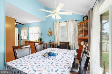 500 Edgewood Ave, Folsom, PA 19033 - photo 7