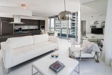 Icon Brickell Tower 3 unit 4110, Miami, FL 33131 - photo 6