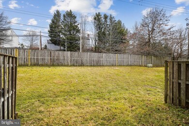 21 Cross Laurel Ct, Germantown, MD 20876 - photo 3