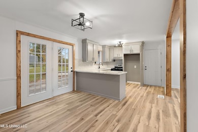 338 S Fox Hall Rd, Pearl, MS 39208 - photo 5