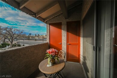 1455 E Katie Ave unit E27, Las Vegas, NV 89119 - photo 5