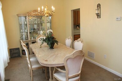 3475 Lurman Dr, Macungie, PA 18062 - photo 4