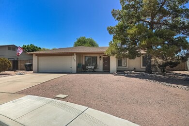 2348 S Cherry Cir-3