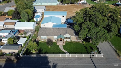 811 14th St, Clarkston, WA 99403 - photo 4