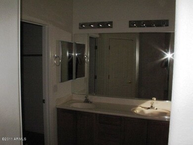 MASTER WITH SEP TUB AND SHOWER 2 SINKS