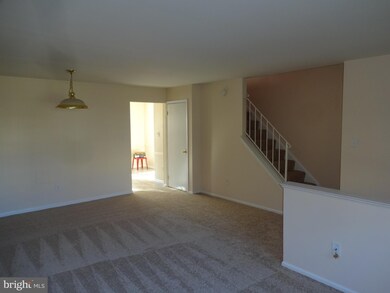 7443 Courtland Cir, Manassas, VA 20111 - photo 6