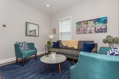 112 Roslindale Ave unit 1, Roslindale, MA 02131 - photo 3