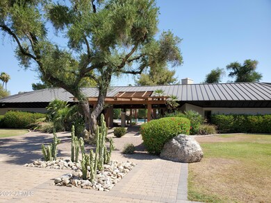 9007 COBRE FRONT OF CLUBHOUSE