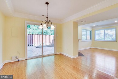 5682 Oak Tanager Ct, Burke, VA 22015 - photo 7