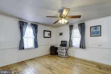 21155 Pon Farr Ct, Leesburg, VA 20175 - photo 6