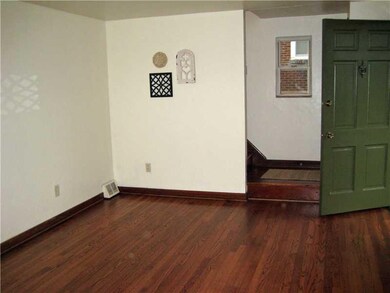 Living Room. bright and spacious this living room 