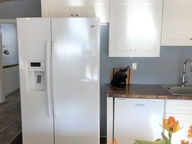 8 Hillside St, Hillsborough, NH 03244 - photo 6