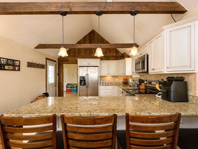 87 Alvarado Ave, Worcester, MA 01604 - photo 6