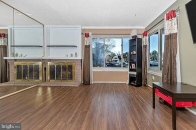 18447 Stone Hollow Dr, Germantown, MD 20874 - photo 5