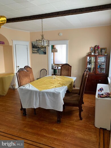 10 Elm Ave, Upper Darby, PA 19082 - photo 7