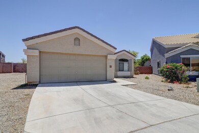 5737 S 34th Ave (2)