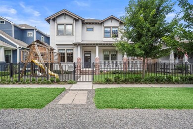 921 Columbia St, Houston, TX 77007 - photo 2