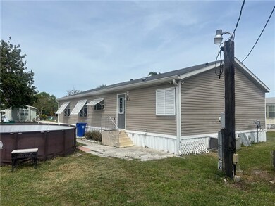 325 King St, Sebastian, FL 32958 - photo 6
