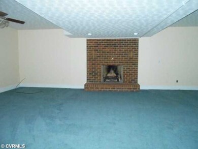 Entertainment Room - TV Room