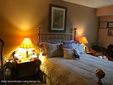 3461 Amboy 1f Rd, Staten Island, NY 10306 - photo 7