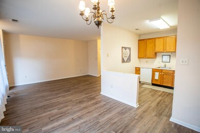 4604 Vesper Cir unit 4604, Palmyra, NJ 08065 - photo 6