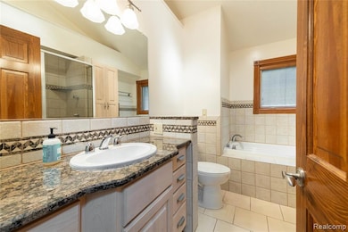 21819 Meridian Rd, Grosse Ile, MI 48138 - photo 7