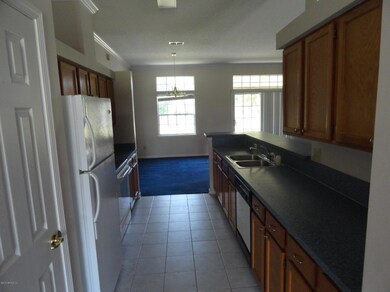 KITCHEN AND BREAKFAST ROOM