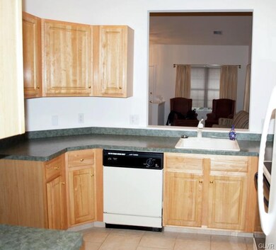 4751 Steeplechase Dr unit 3B, Macungie, PA 18062 - photo 6