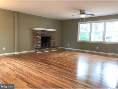 2399 Venezia Ave, Vineland, NJ 08361 - photo 4