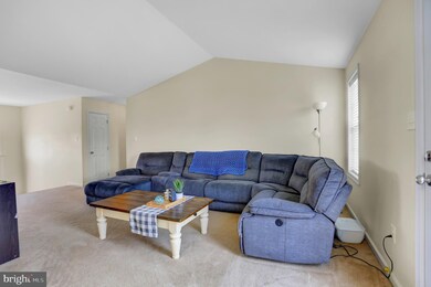 15499 Camden Dr, Greencastle, PA 17225 - photo 5