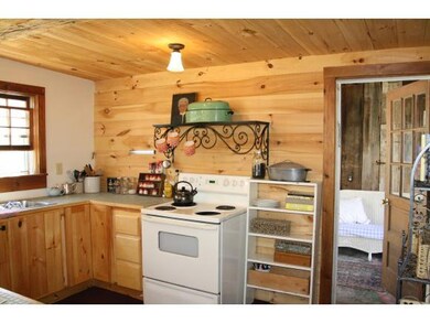 893 Battle St, Webster, NH 03303 - photo 5